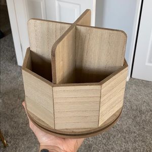 Wooden lazy Susan organizer